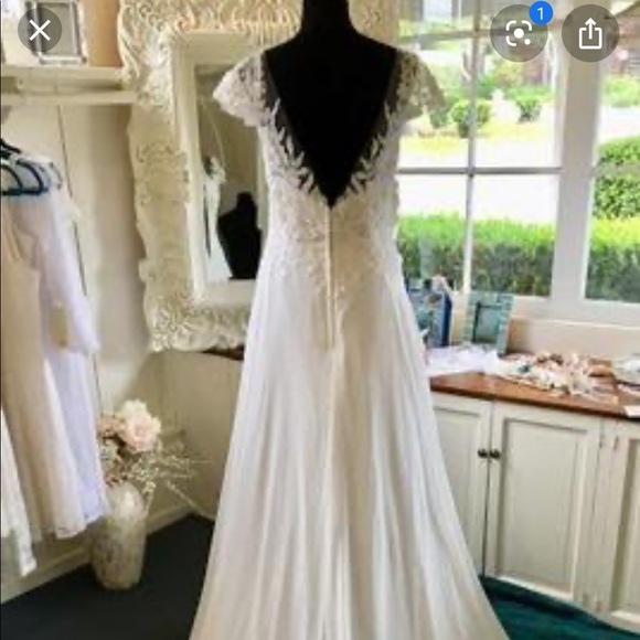 Maggie Sottero Rebecca Ingram Mercy Wedding Dress